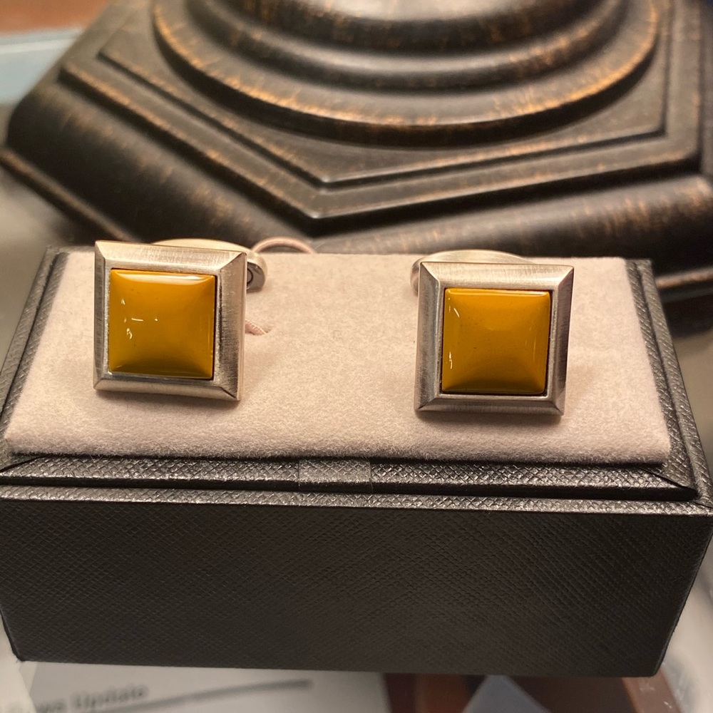 Yellow square cufflinks